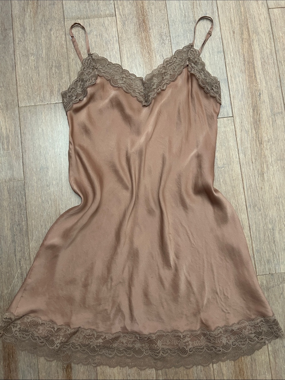intimissimi Silk Lace-Trim Chemise in rose gold